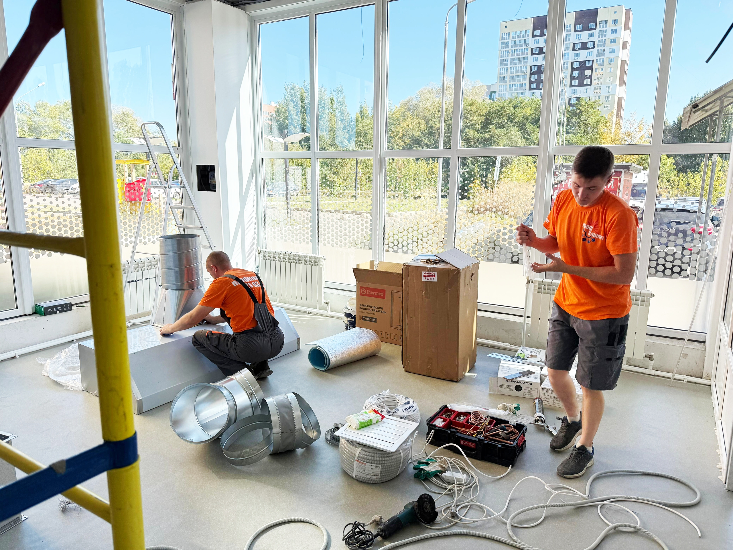 Монтаж вентиляции в пиццерии